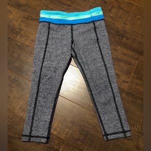 Ivivva rhythmic crops, size 6